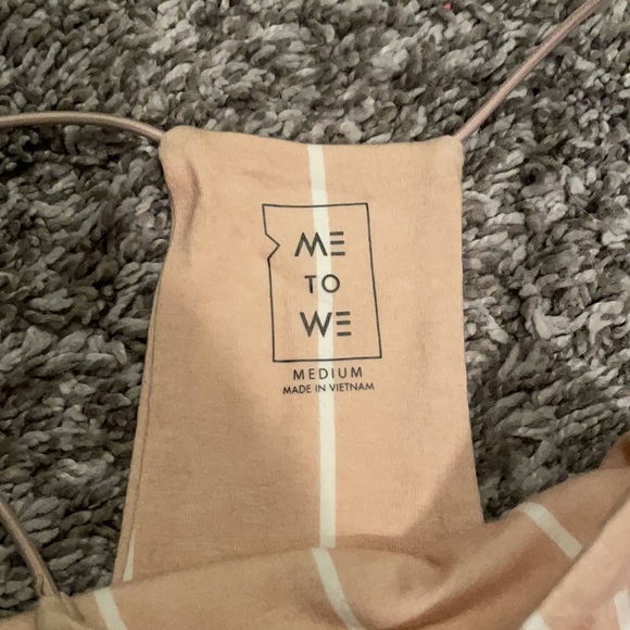 Striped nude and white crop top - Picture 3 of 3